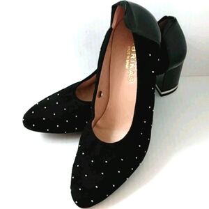 SABRINAS SUEDE GOLD STUD PUMPS SIZE 9.5 (40)